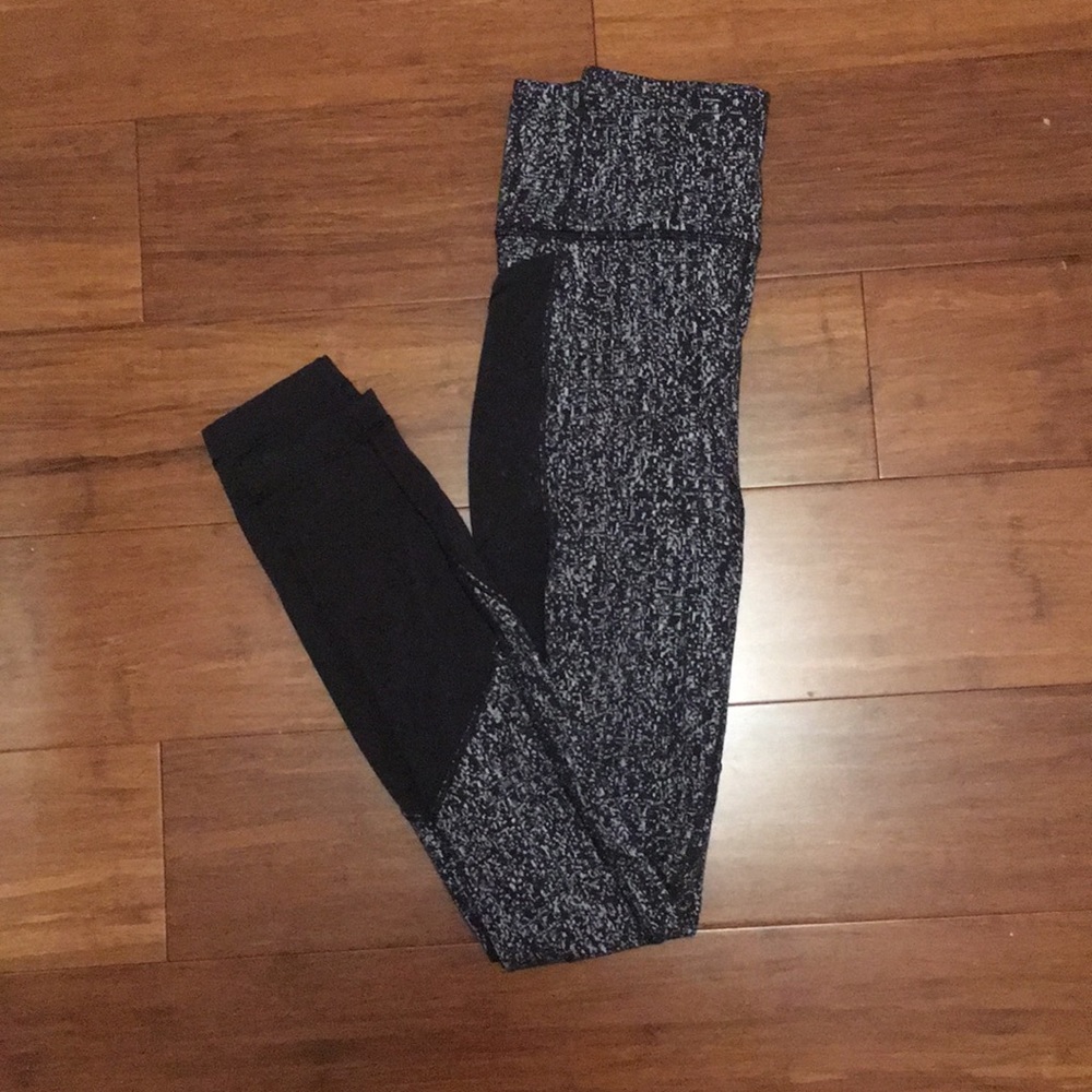 Size 2 Lulu leggings